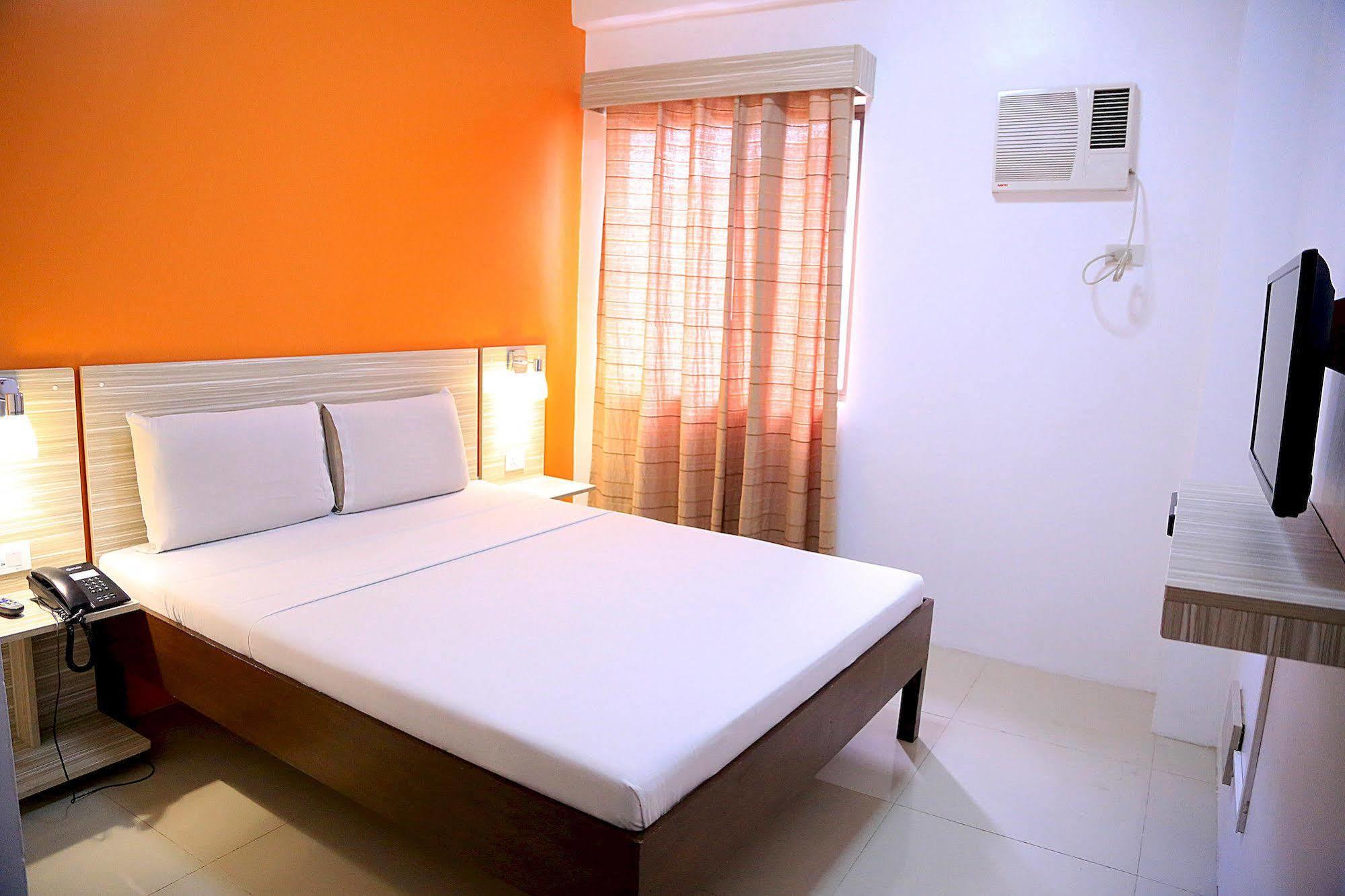 Travelbee Business Inn Cebu Eksteriør billede